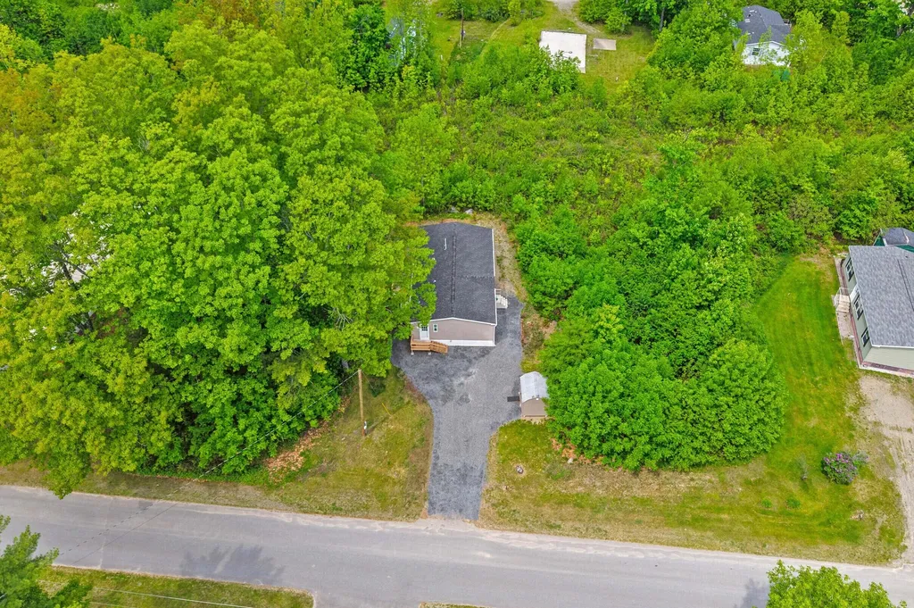 44 Averill Mobile Home Park Benton ME 04901
