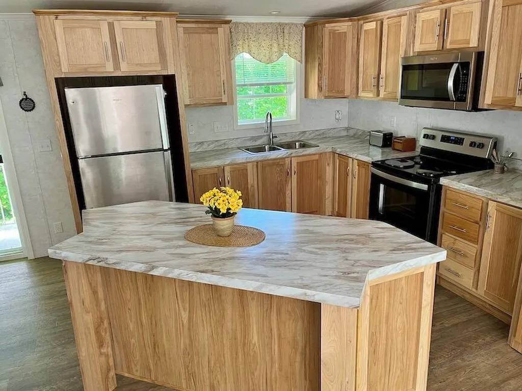 44 Averill Mobile Home Park Benton ME 04901