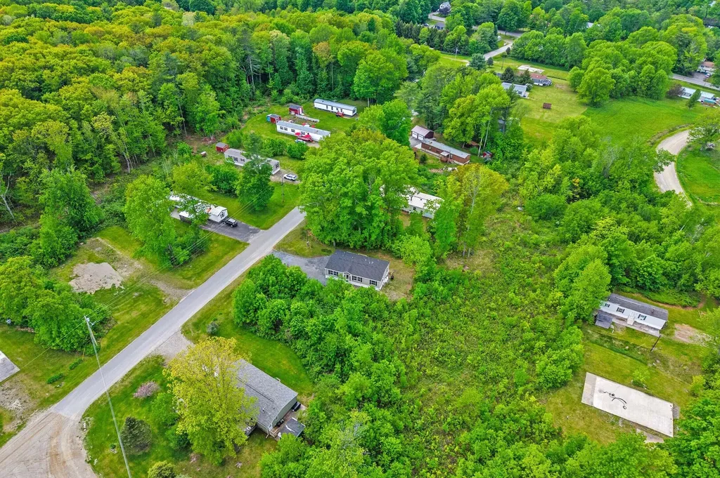 44 Averill Mobile Home Park Benton ME 04901