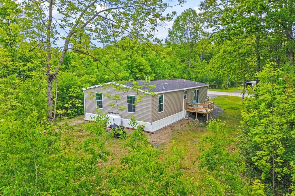 44 Averill Mobile Home Park Benton ME 04901