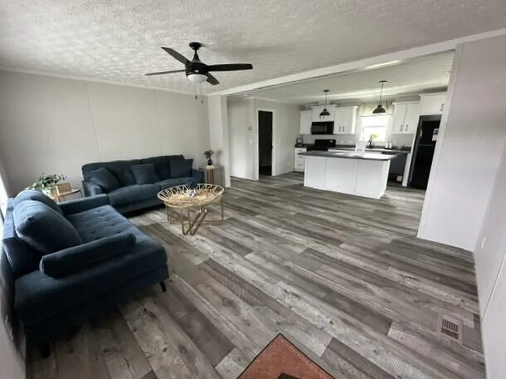 8 Kelley Street Fairfield ME 04937