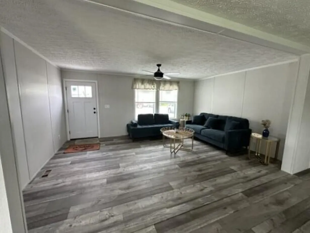 8 Kelley Street Fairfield ME 04937