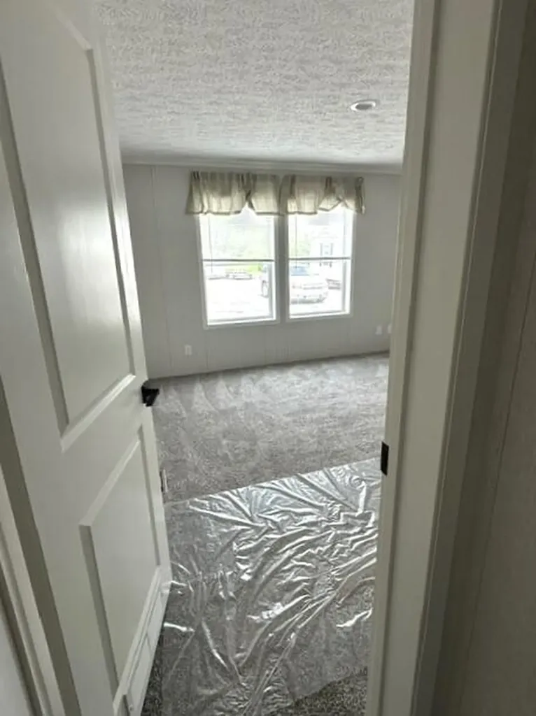 8 Kelley Street Fairfield ME 04937