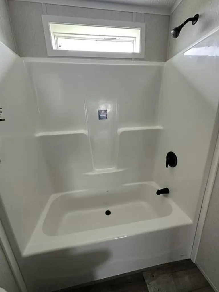 8 Kelley Street Fairfield ME 04937