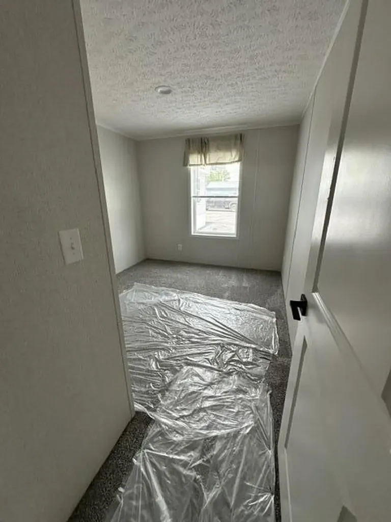 8 Kelley Street Fairfield ME 04937