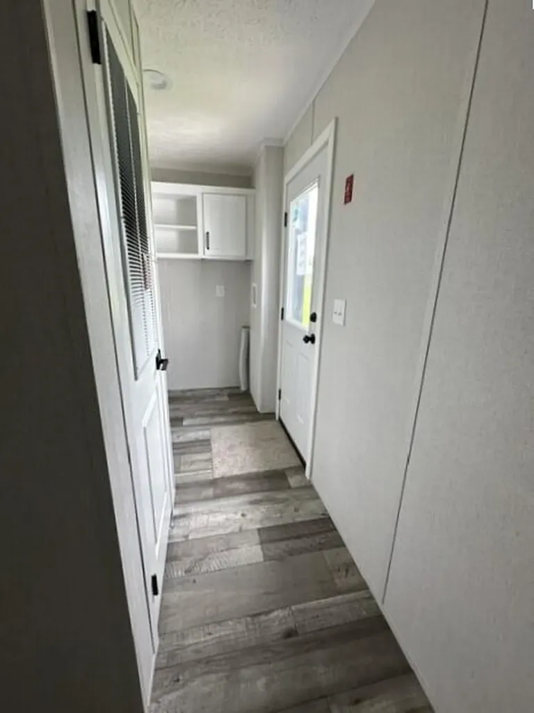 8 Kelley Street Fairfield ME 04937