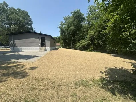 8 Kelley Street Fairfield ME 04937