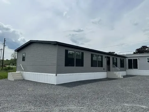 8 Kelley Street Fairfield ME 04937