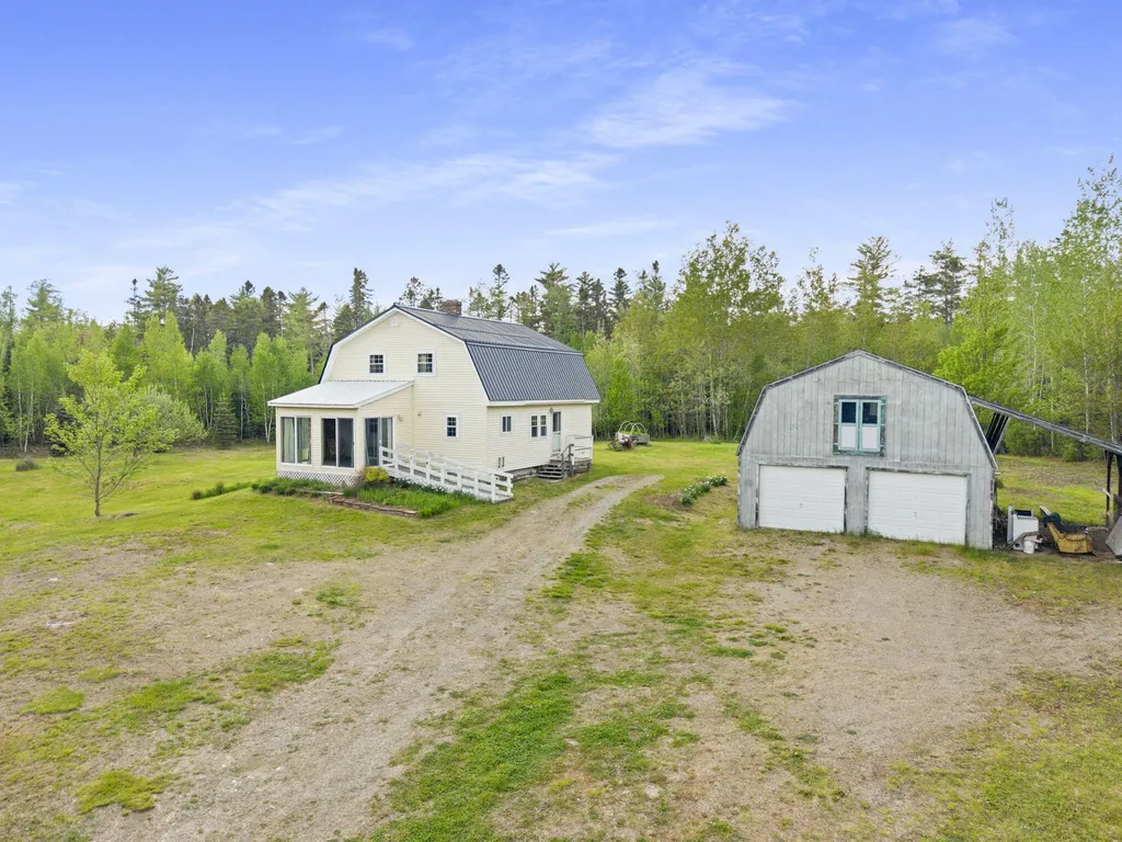 460 Airline Road Clifton ME 04428