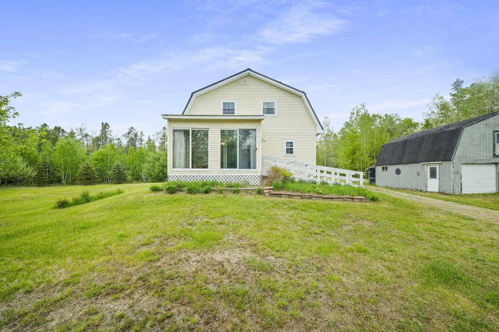 460 Airline Road Clifton ME 04428