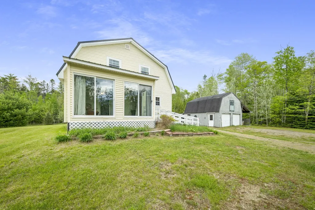 460 Airline Road Clifton ME 04428