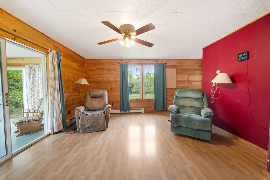 460 Airline Road Clifton ME 04428