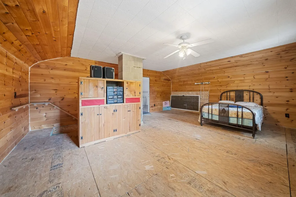 460 Airline Road Clifton ME 04428