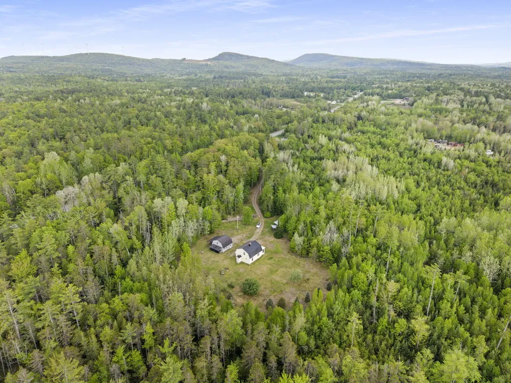 460 Airline Road Clifton ME 04428