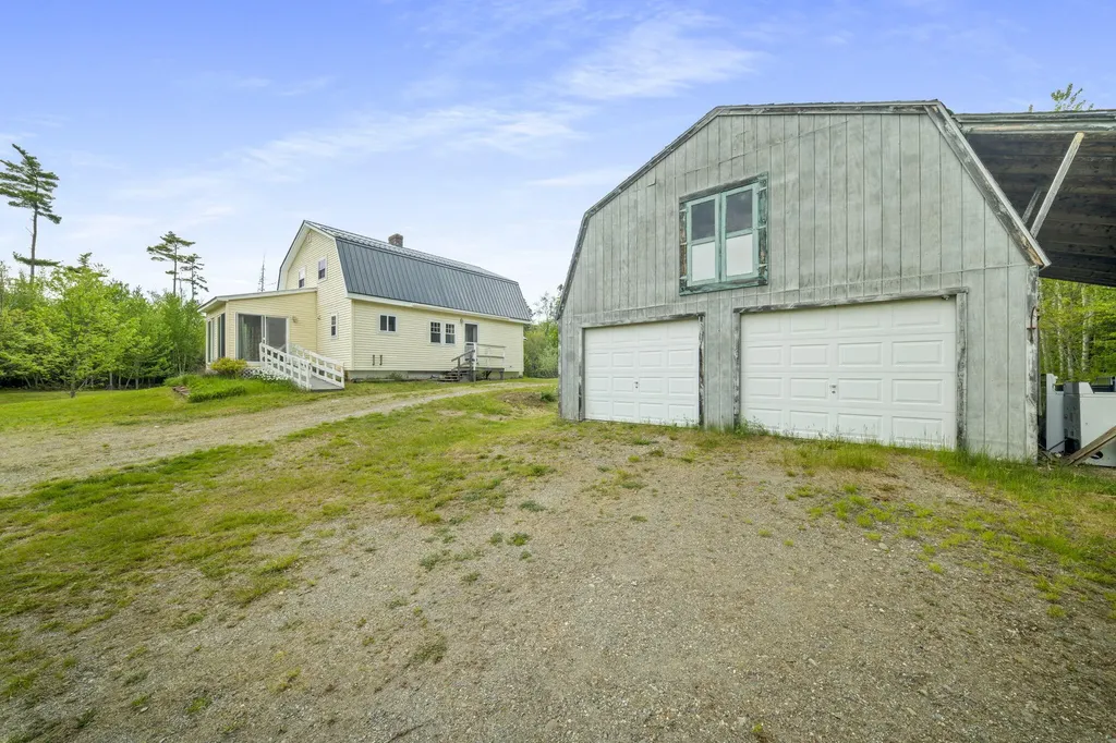 460 Airline Road Clifton ME 04428