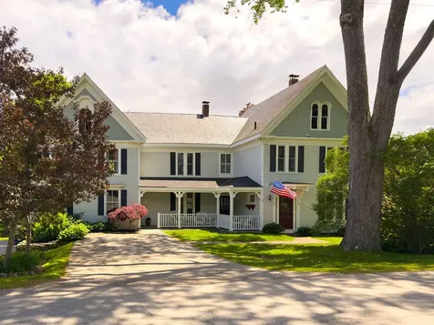 18 Trim Street Camden ME 04843
