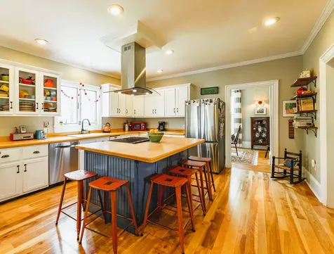 18 Trim Street Camden ME 04843