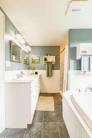 18 Trim Street Camden ME 04843