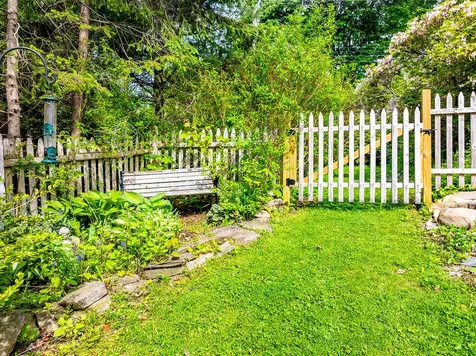 18 Trim Street Camden ME 04843