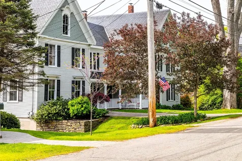 18 Trim Street Camden ME 04843