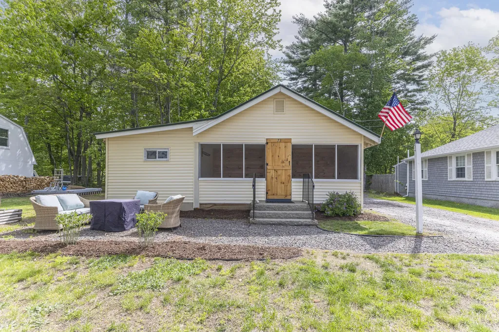 Windham ME, 73 Anglers Road
