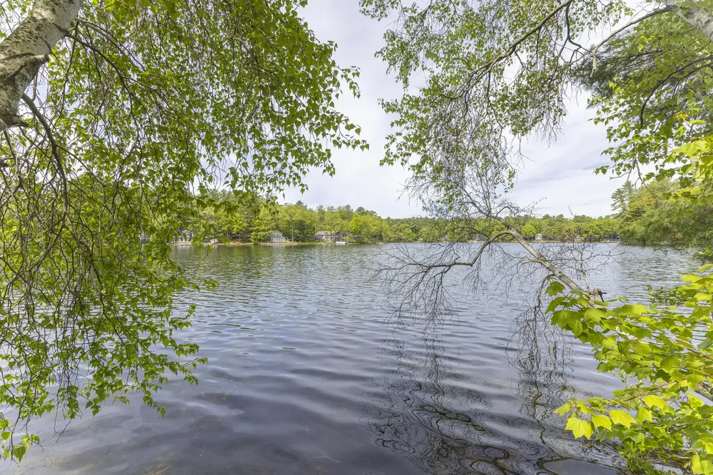 73 Anglers Road Windham ME 04062