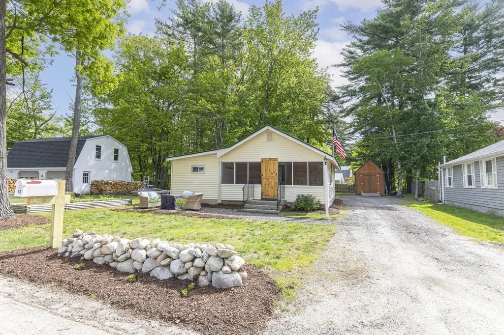 73 Anglers Road Windham ME 04062
