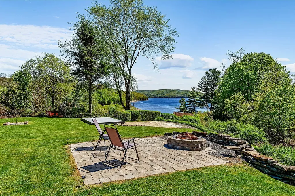 80 Settlers Way Orrington ME 04474