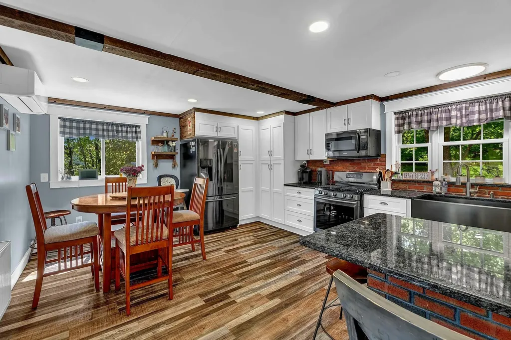 80 Settlers Way Orrington ME 04474