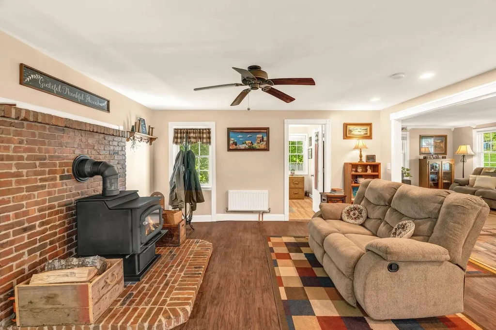 80 Settlers Way Orrington ME 04474