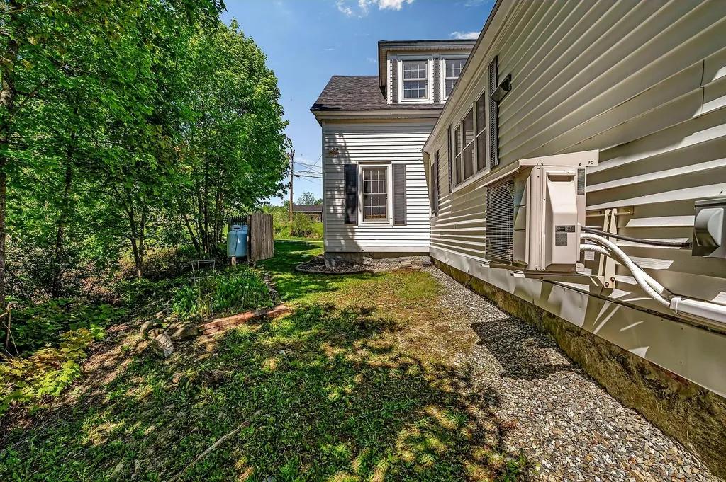 80 Settlers Way Orrington ME 04474