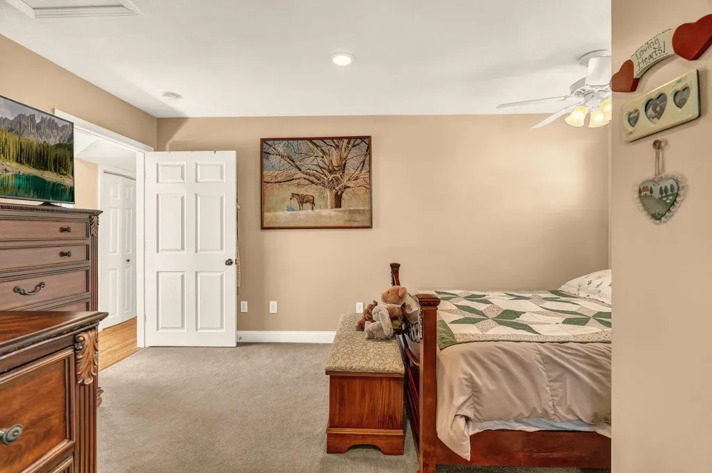 80 Settlers Way Orrington ME 04474