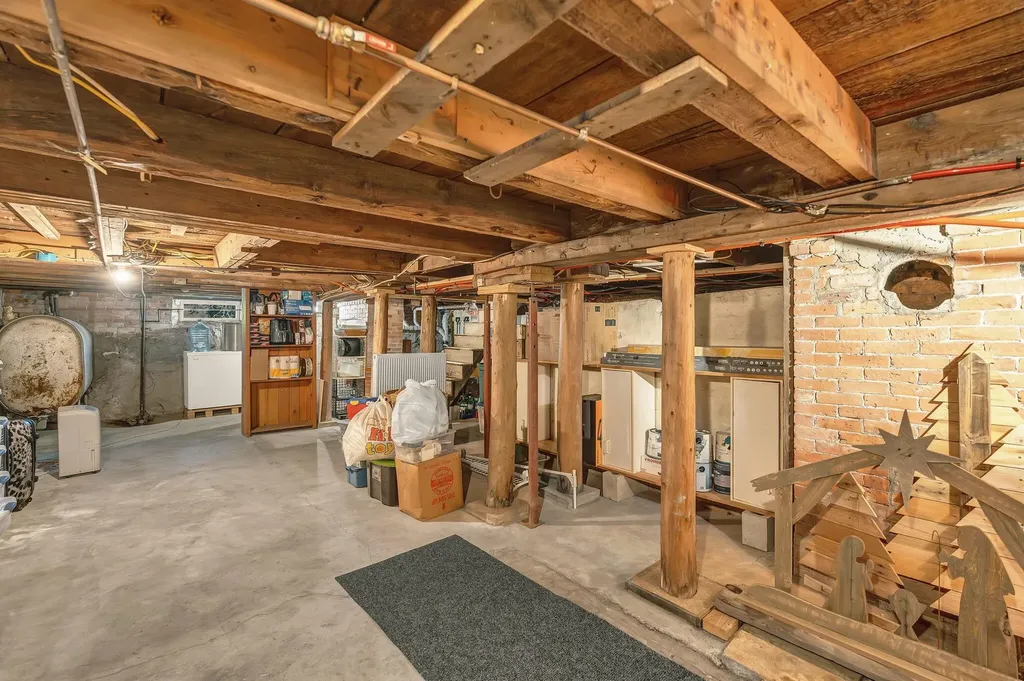 80 Settlers Way Orrington ME 04474