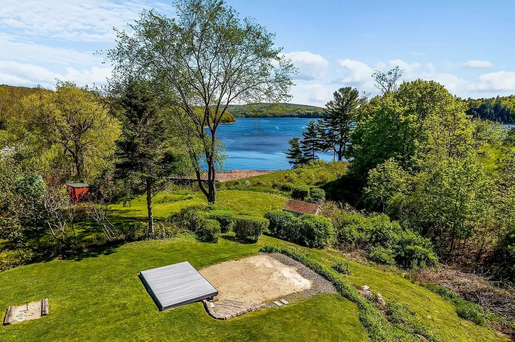 80 Settlers Way Orrington ME 04474