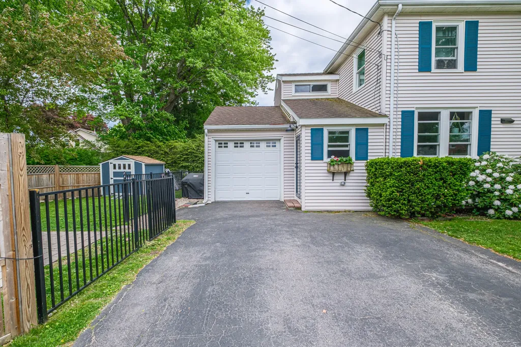 41 Massachusetts Avenue South Portland ME 04106