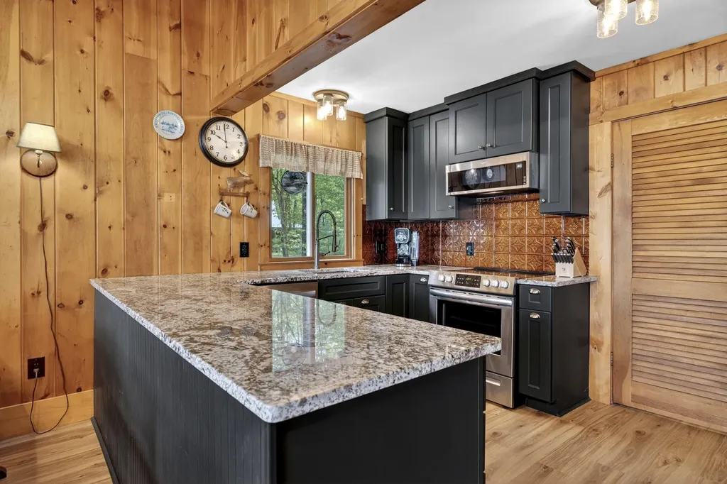 137 Fish Hook Road Oxford ME 04270
