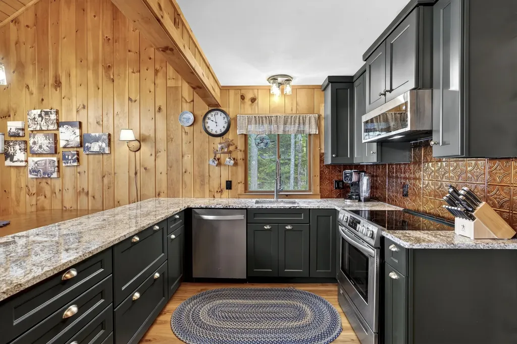 137 Fish Hook Road Oxford ME 04270