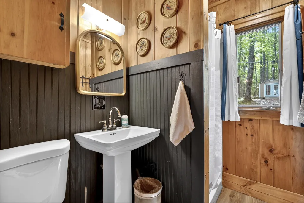 137 Fish Hook Road Oxford ME 04270