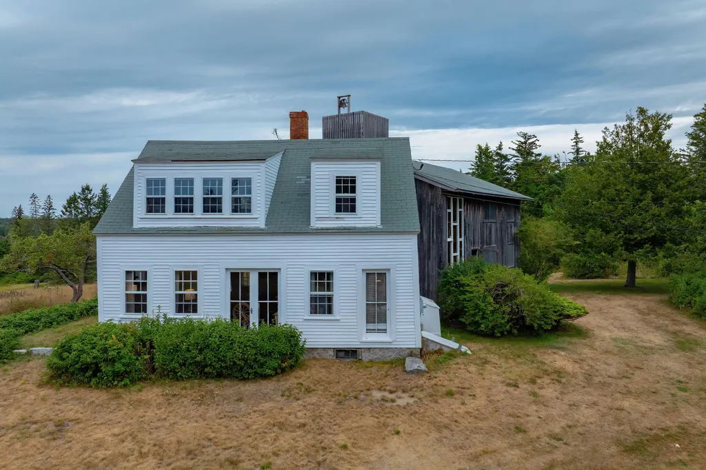 163 Back Road Brooklin ME 04616
