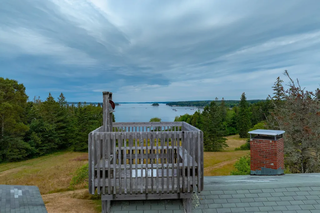 163 Back Road Brooklin ME 04616