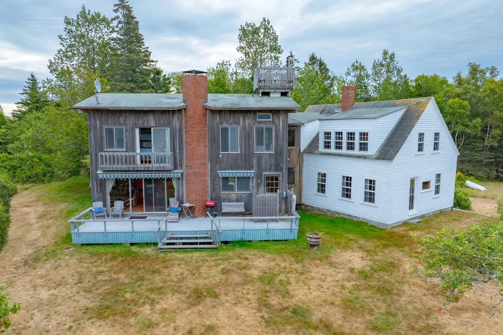 163 Back Road Brooklin ME 04616