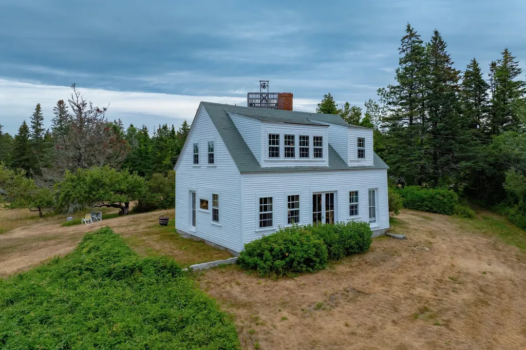 163 Back Road Brooklin ME 04616
