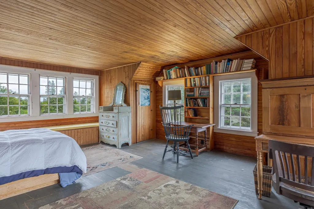 163 Back Road Brooklin ME 04616