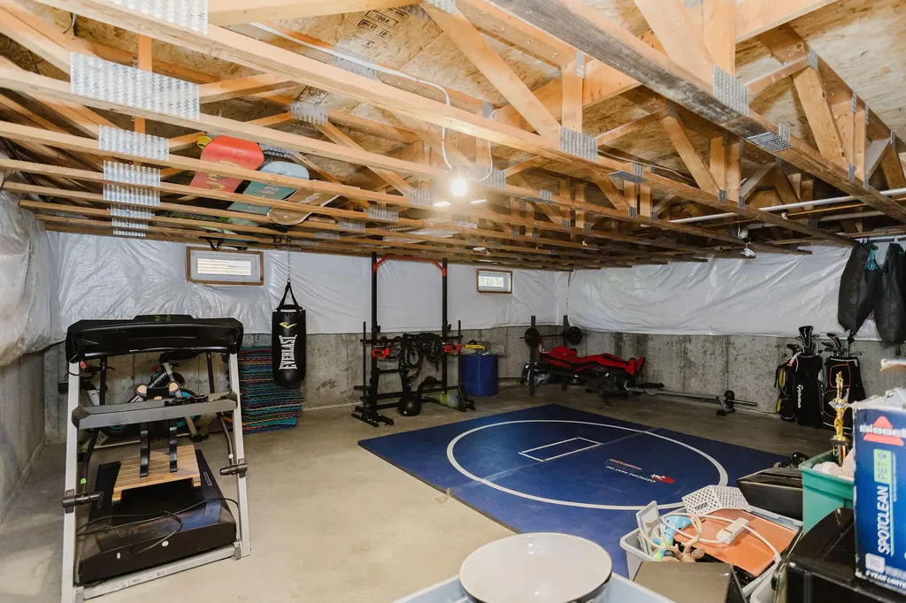 135 Meadow Lane Farmington ME 04938