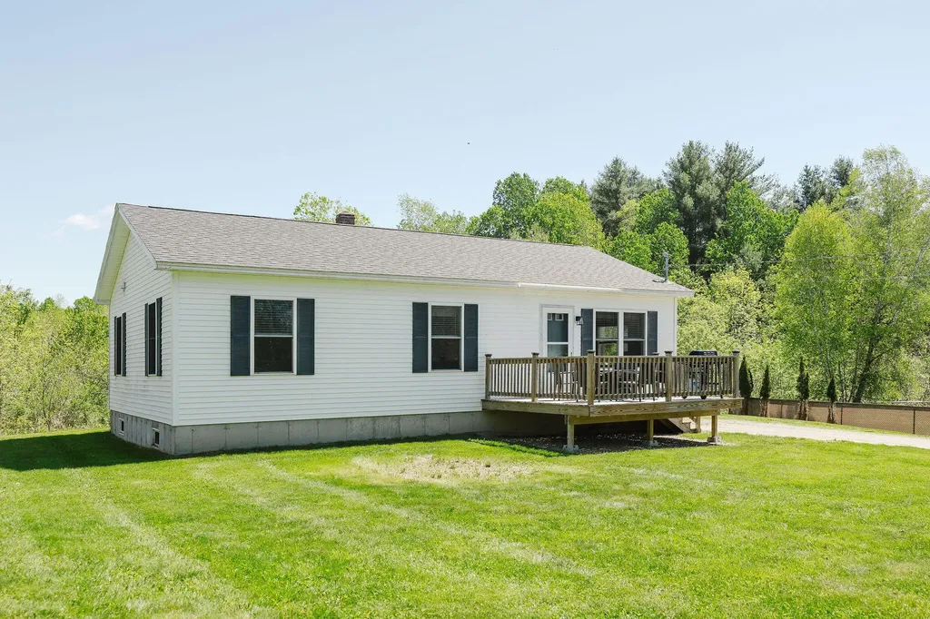135 Meadow Lane Farmington ME 04938