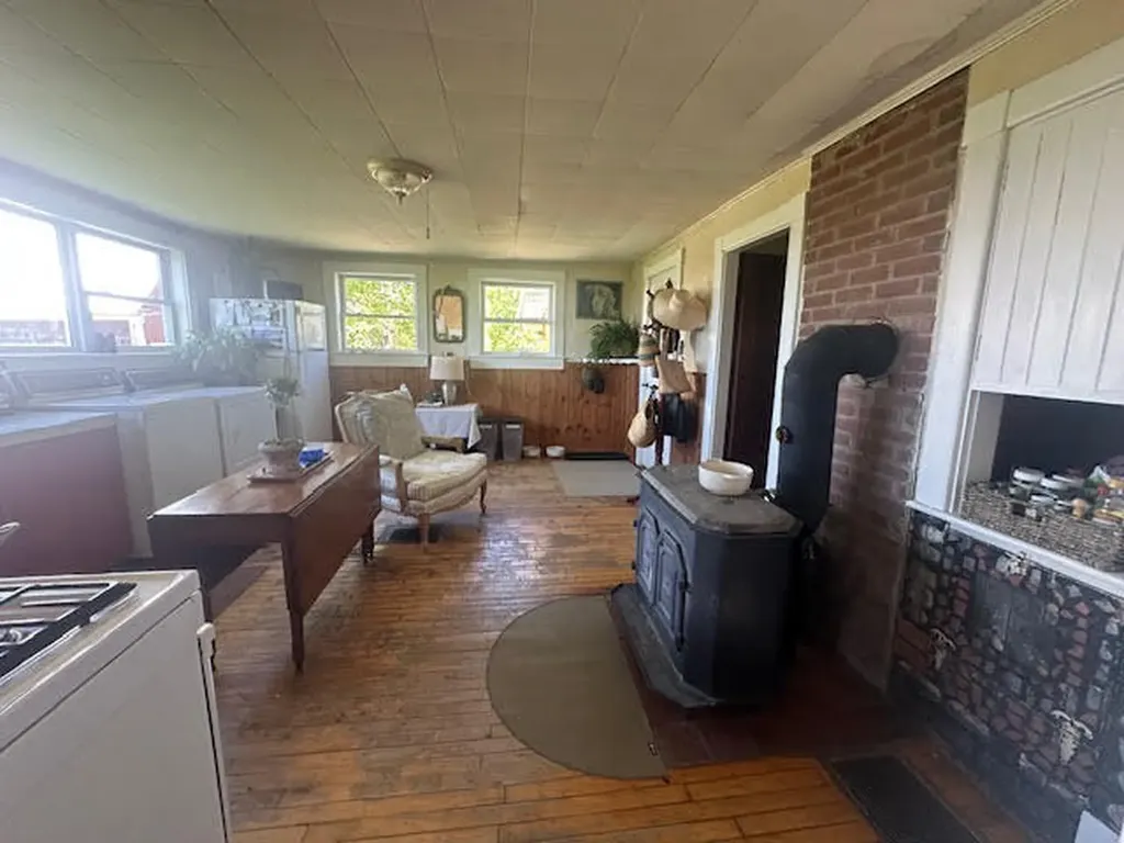 112 Rowe Hill Road Morrill ME 04952