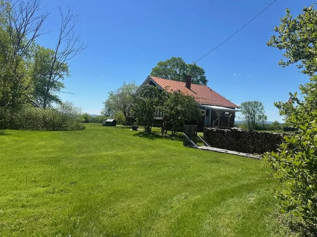 112 Rowe Hill Road Morrill ME 04952