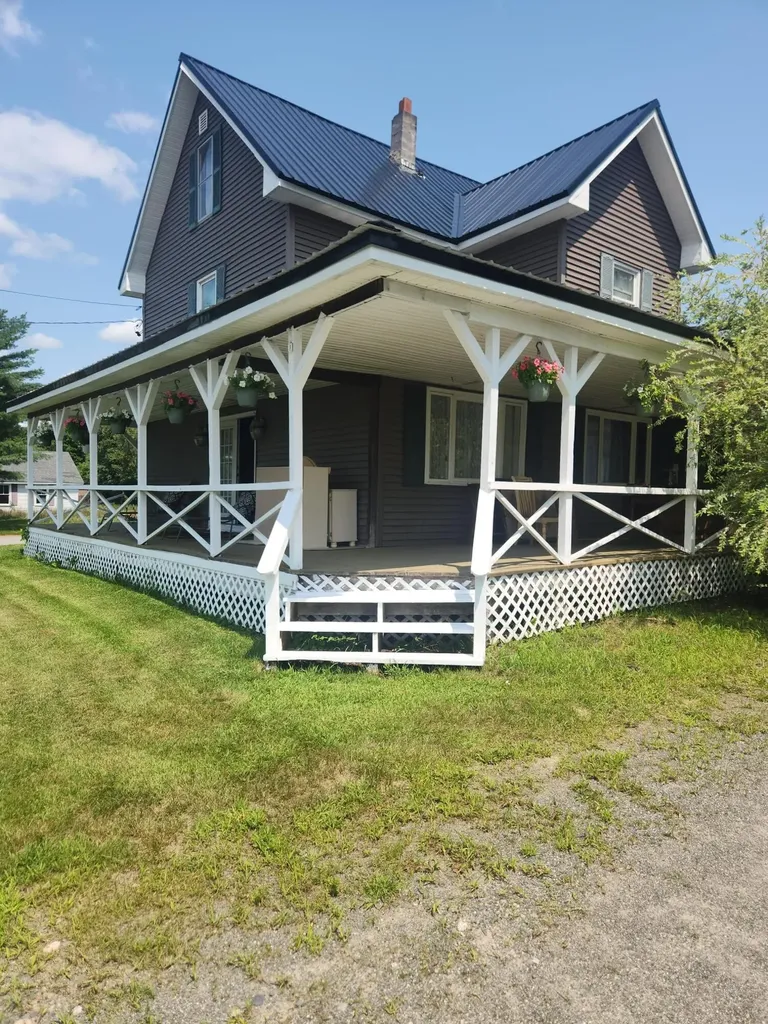 53 Water Street Howland ME 04448