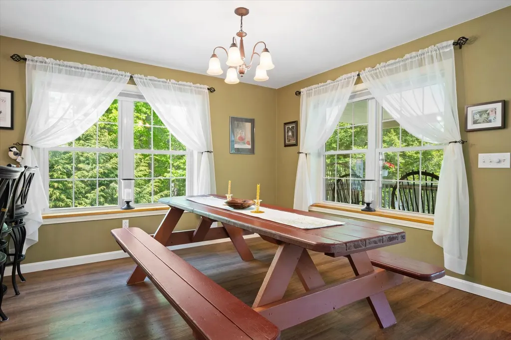 29 Stoney Drive Lincoln ME 04457