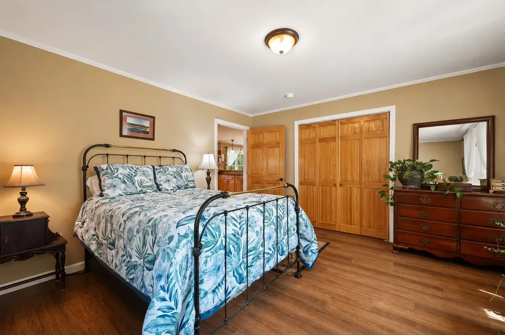 29 Stoney Drive Lincoln ME 04457
